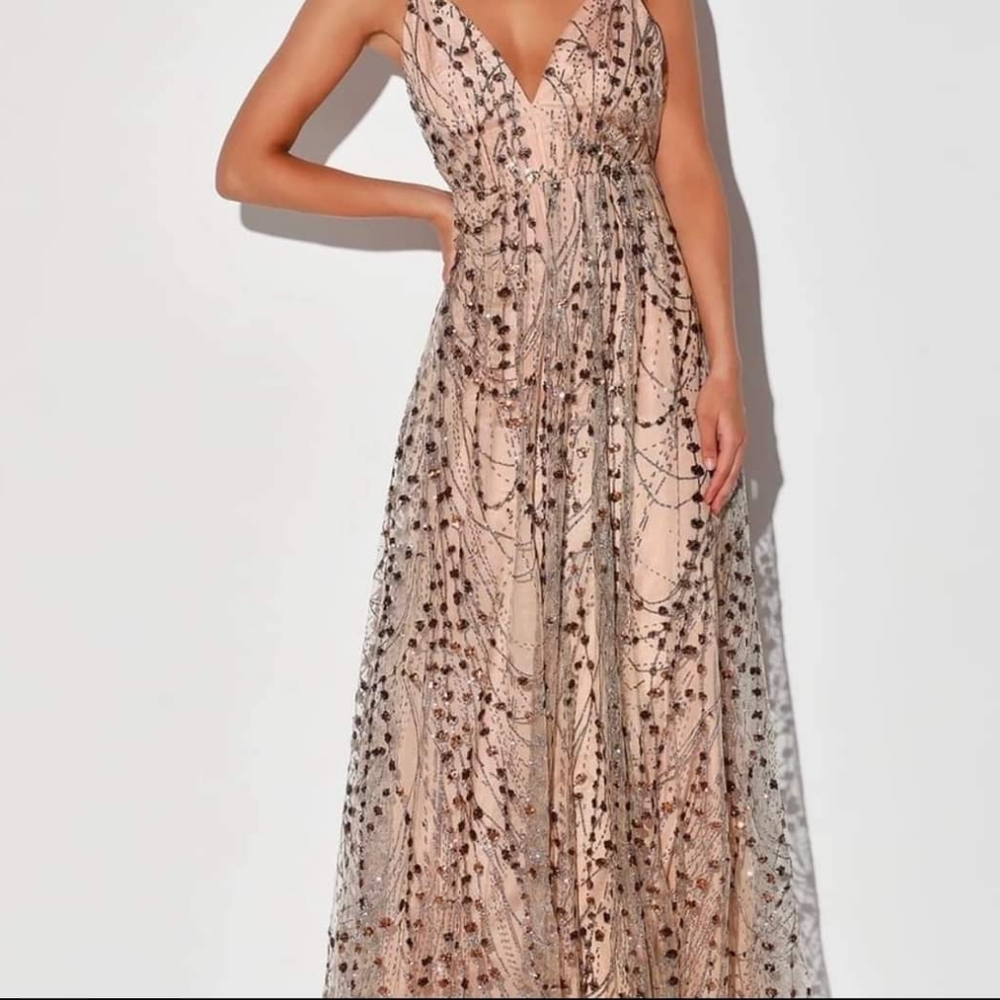 NWT! Lulus Sequin Maxi Dress
